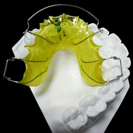 Hawley Retainer